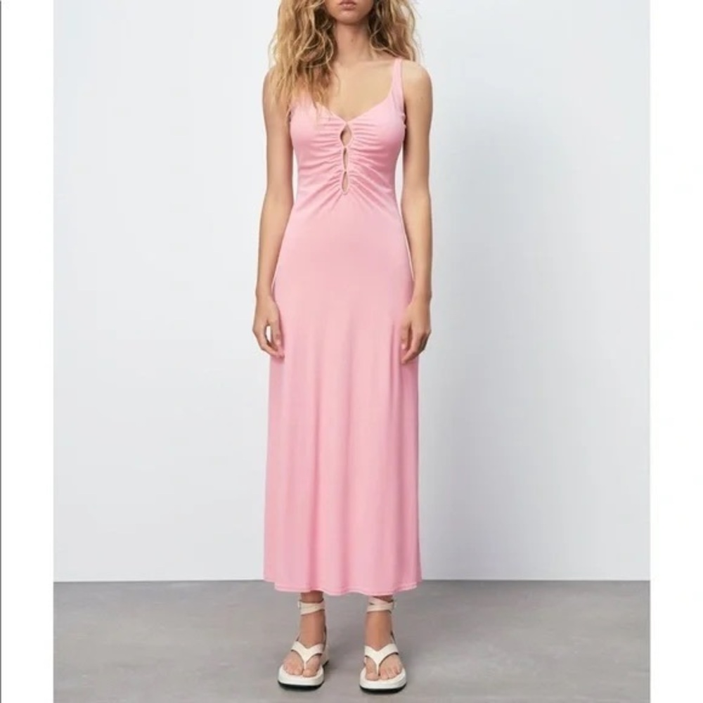 Zara Light Pink Ruched V-neck Maxi Dress NWT Women’s Size - M